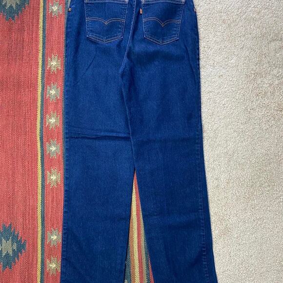 Levi's Vintage 1980s High Rise Straight Leg Jeans Size 8/29 - Picture 2 of 4